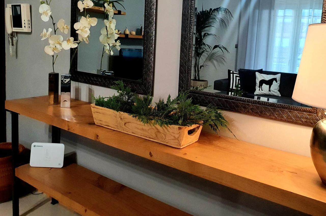 Onar Luxury Apartment Néa Péramos Bagian luar foto